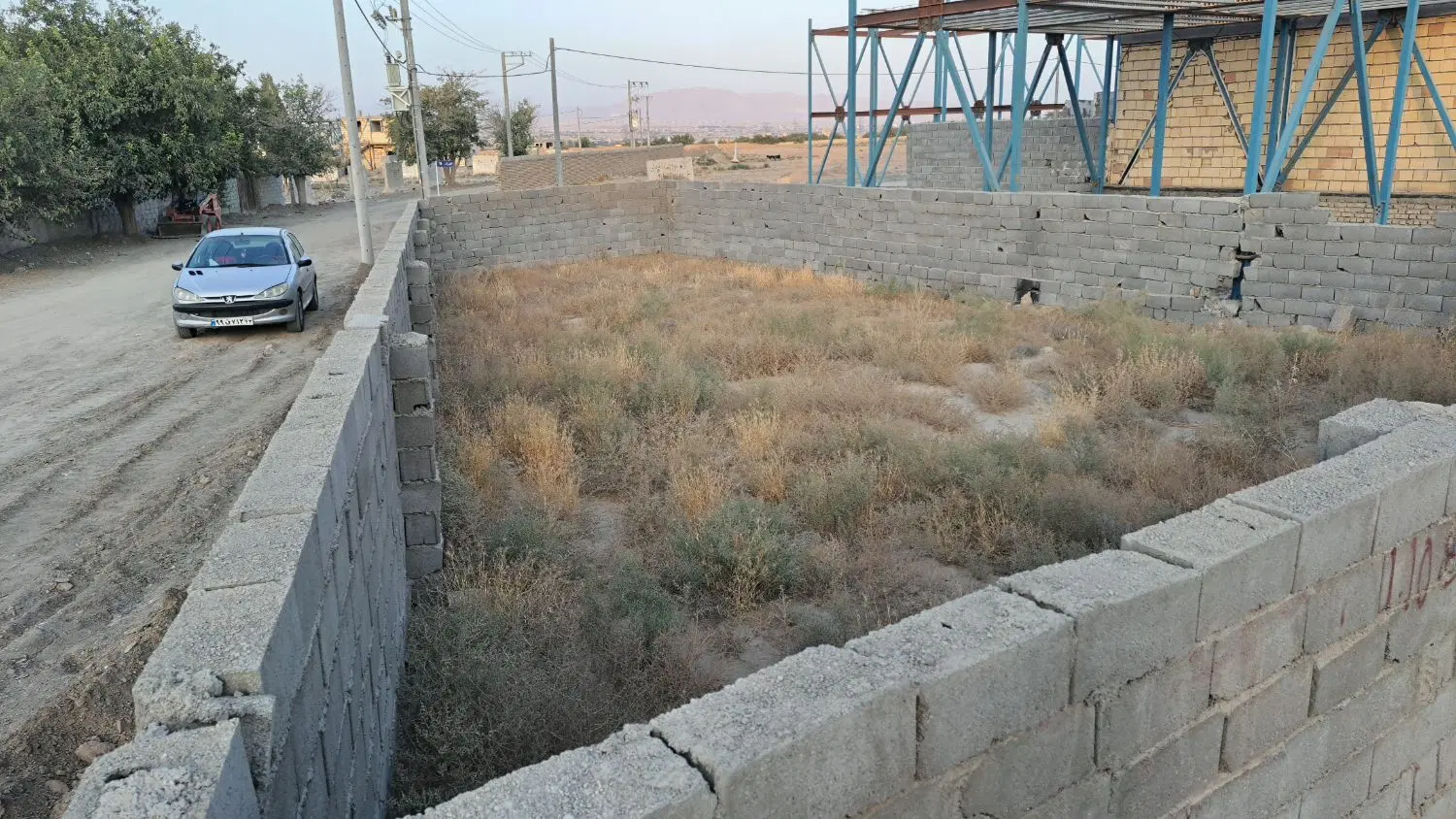 زمین فروشی 201 مترمربع مستعد ساخت ویلا و طبقاتی