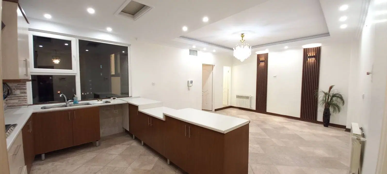 ۵۵ متر تاپ لوکیشن مستطیل طلایی_ آسانسور انباری