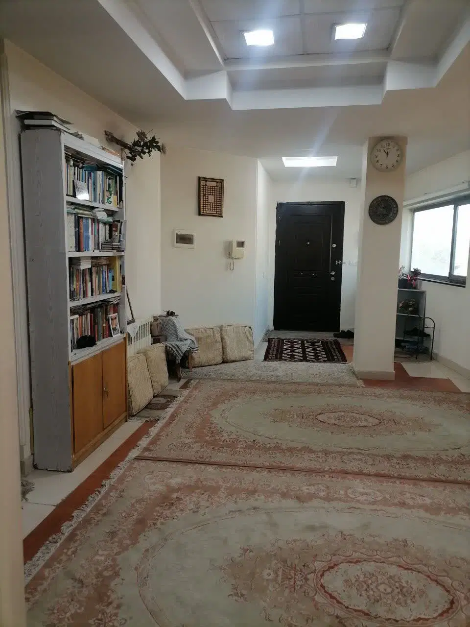 ۸۸متر سندمسکونی موقعیت ادری بر بلوار قیام دوخوابه