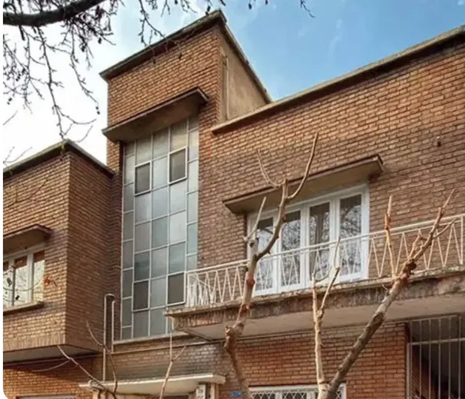 فروش -ملک ویلایی شهناز  بارون اواک قابل سکونت
