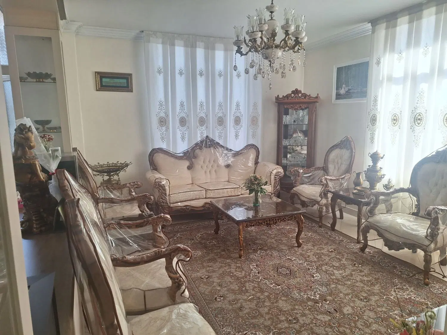 ۷۵ متری _ فول امکانات _ دوخواب _ زیر قیمت منطقه