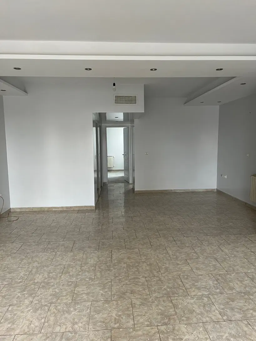 اپارتمان ۱۰۵ متری مطهری خیابان سرو