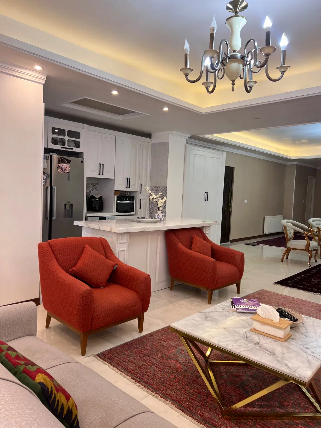 آپارتمان نوساز و لاکچری ۱۲۰ متری در کمربندی غربی