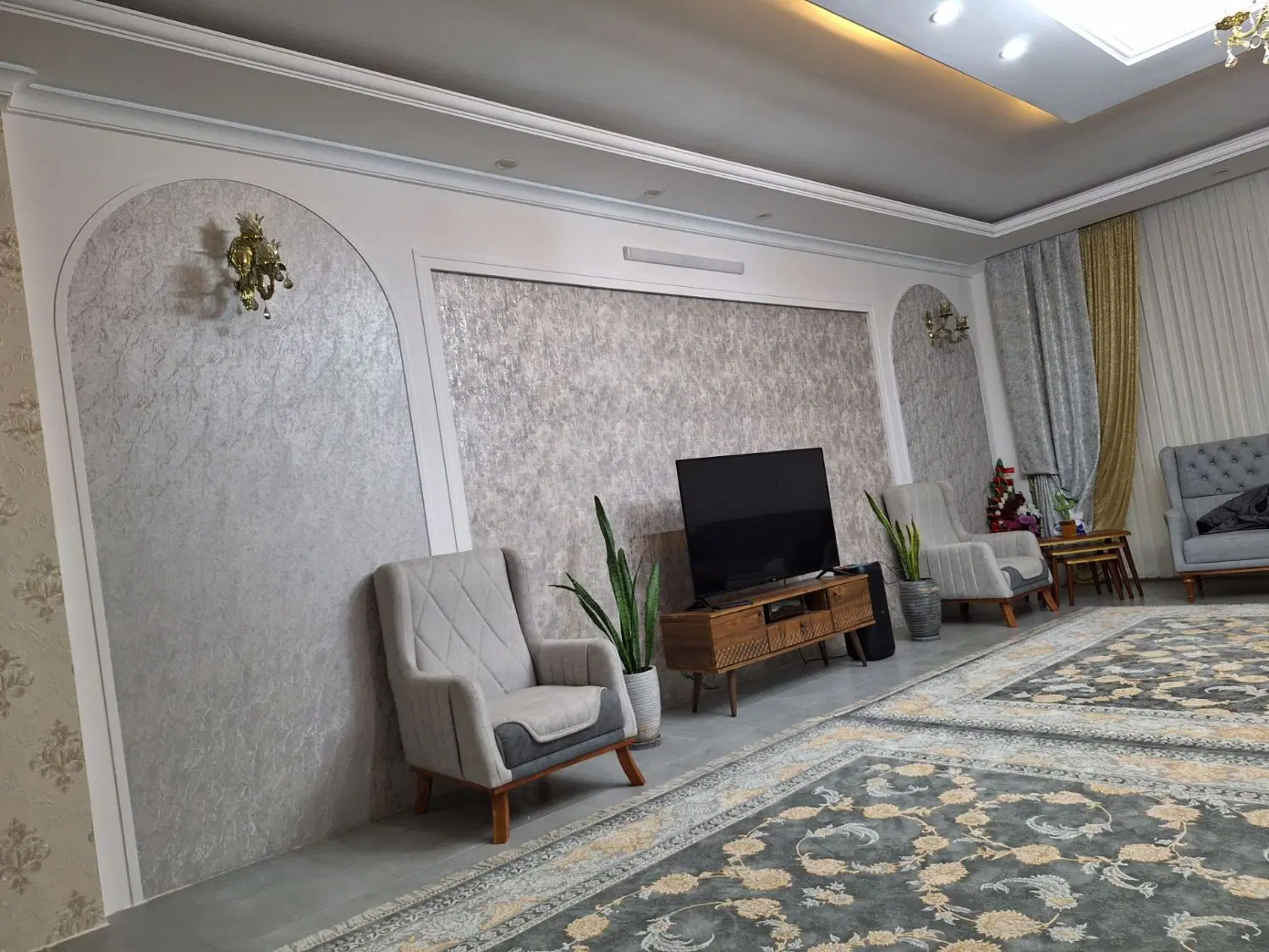 181 متری