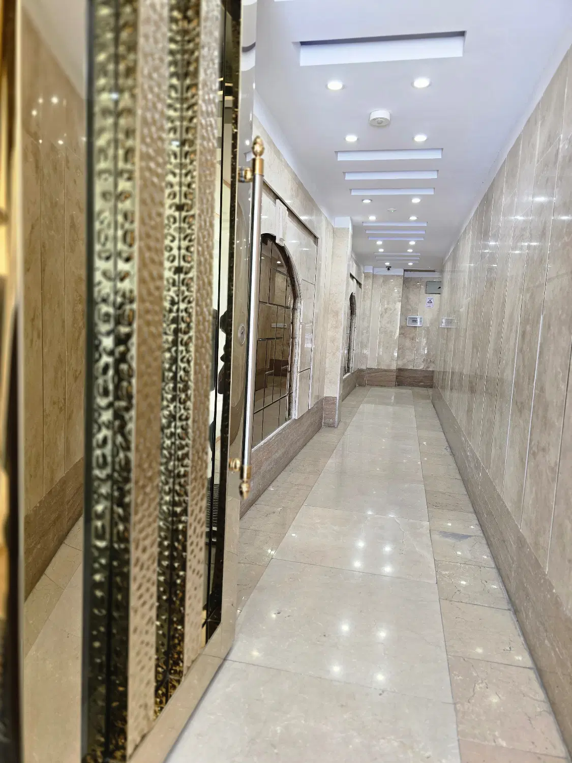 ۹۰ اپارتمان نوساز