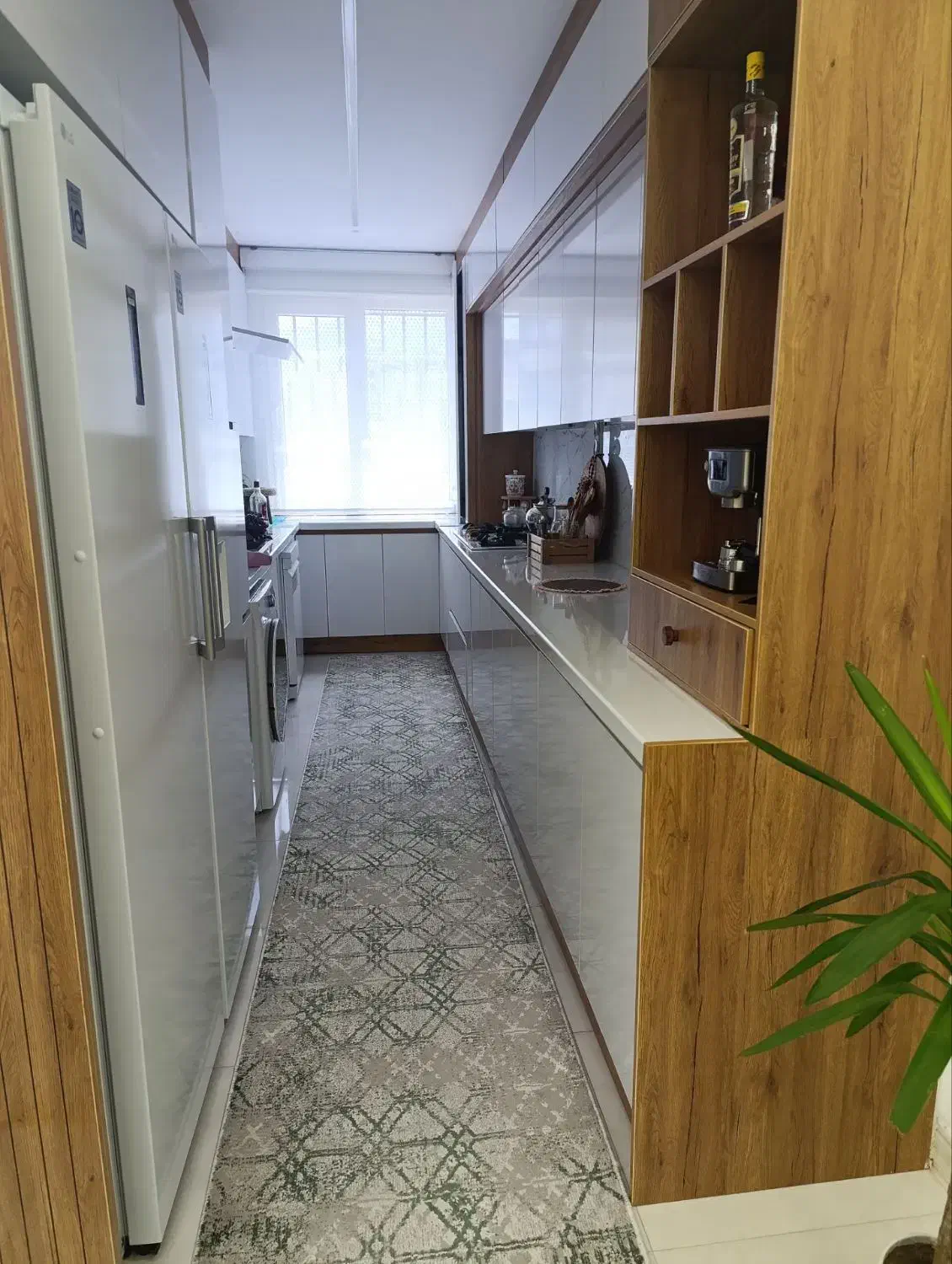 ۷۰ متری دوشان عبور مجزا پارکینگ دار