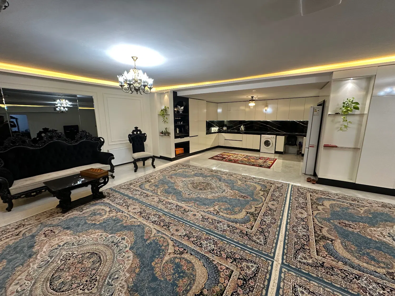 واحد لوکس۱۶۵متری فروشی