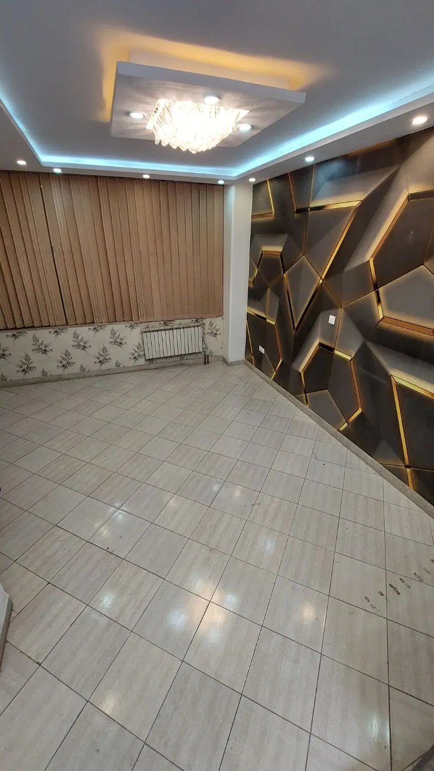 فروش ۴۱م واحد اداری تاپ لوکیشن اصلی