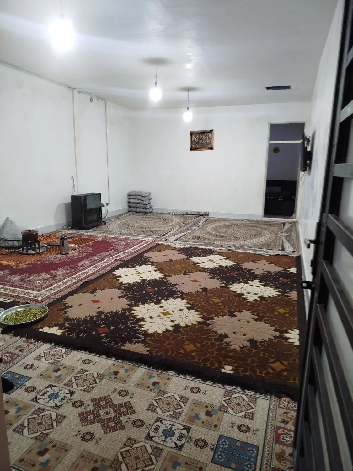 خانه سراب یاس یاس4.   100متر