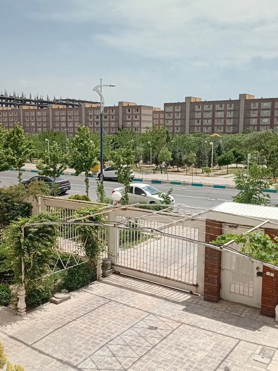 ۱۰۵ متر تهرانسر