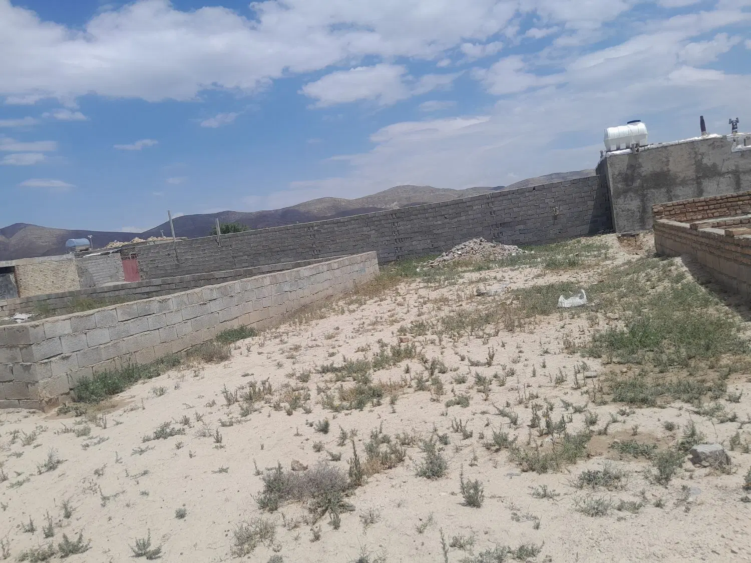 زمین  انتهای آذر سا خارج طرح