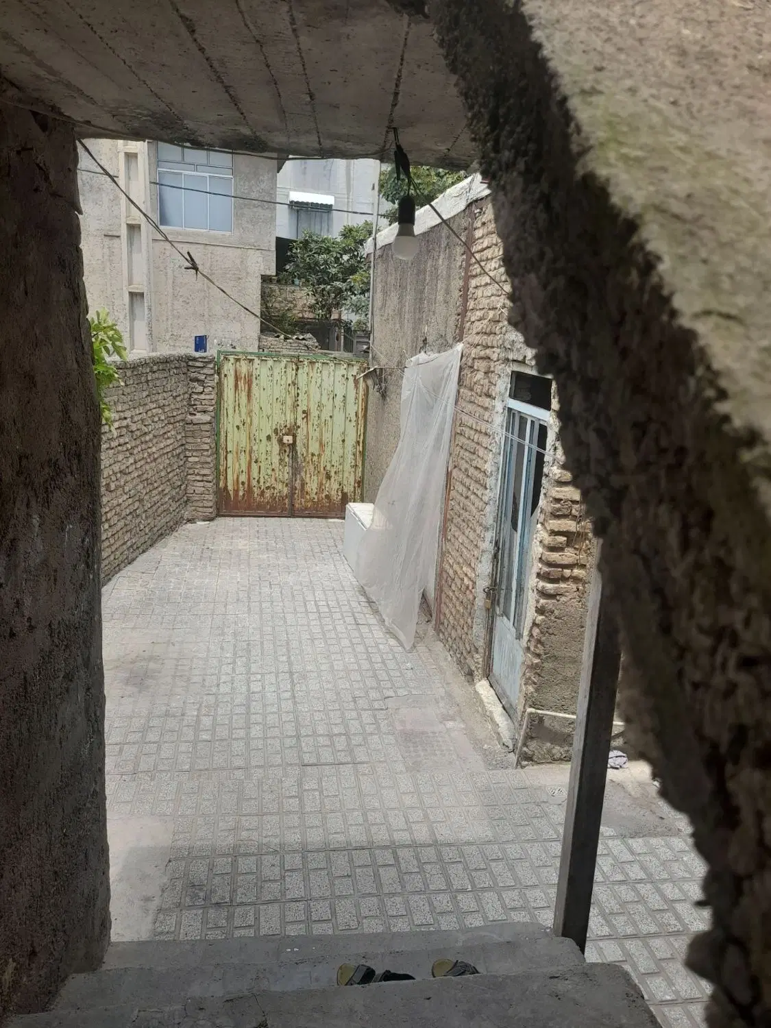 فروش اجاره ویلایی سنددار ومغازه تجاری نبش نوبهار 3