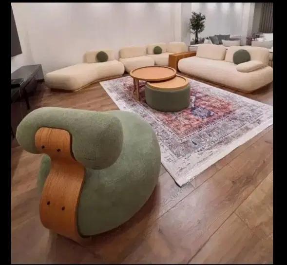 همخانه خانم پذیرفته میشود