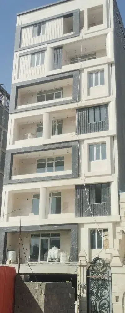 فروش اقساطی واحد ۱۳۵ و۹۵ متری اول شهرک