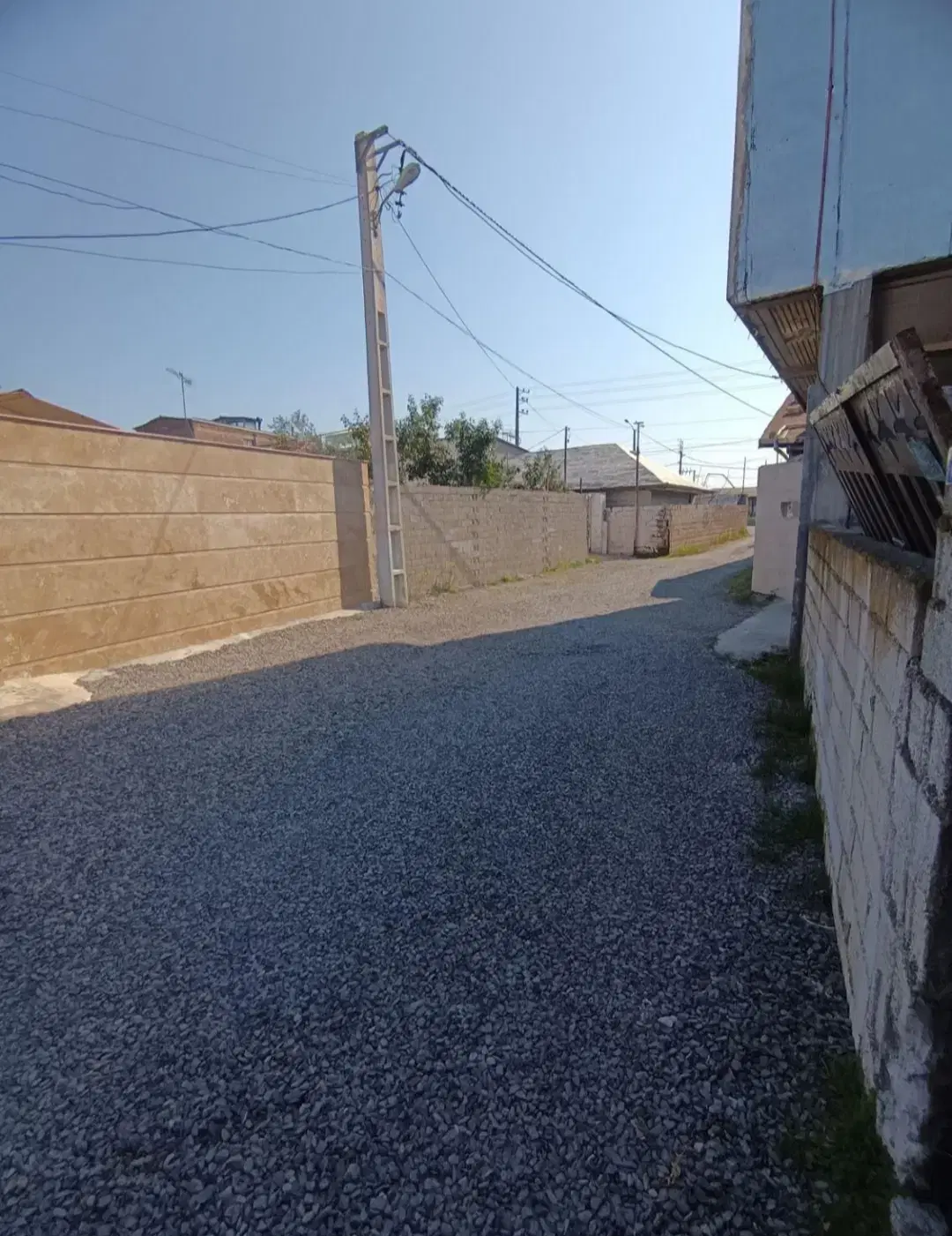 ۲۴۵ متر زمین مسکونی مناسب ساخت