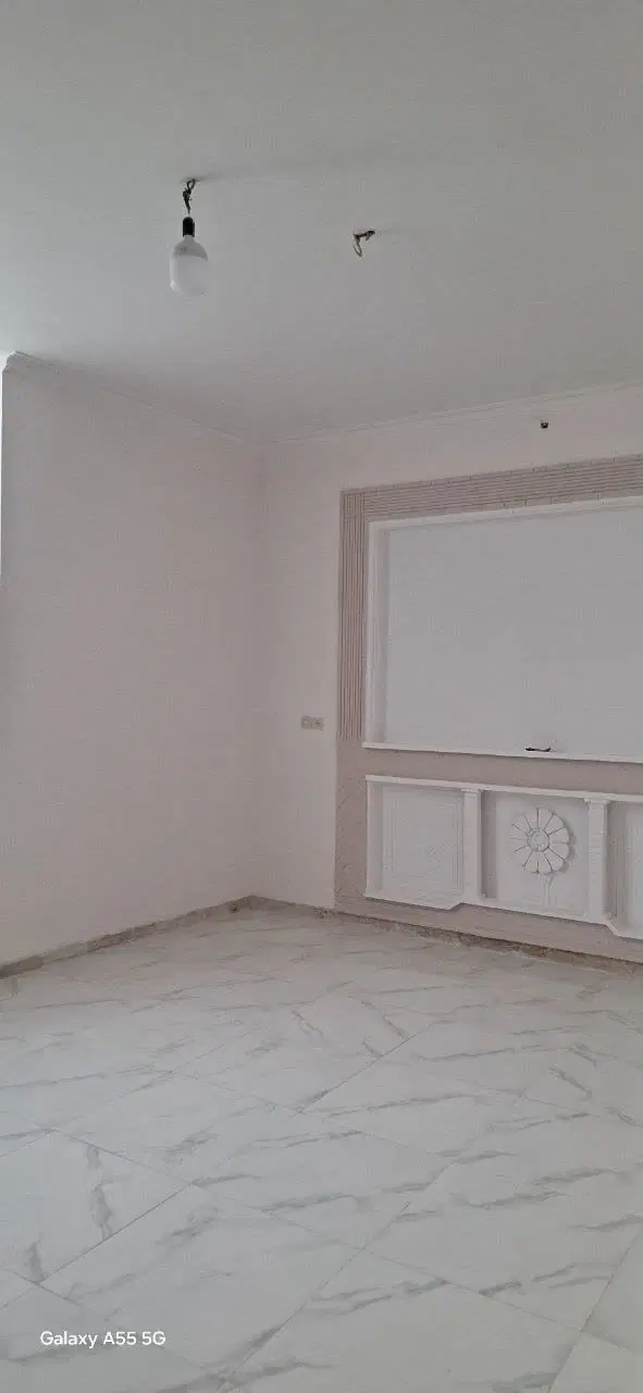 اجاره خانه بر خیابان اصلی مناسب آموزشگاه و دفتر
