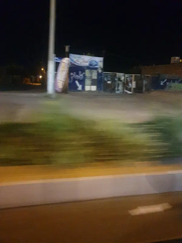 زمین  انتهای  خیابان دانشگاه ازاد