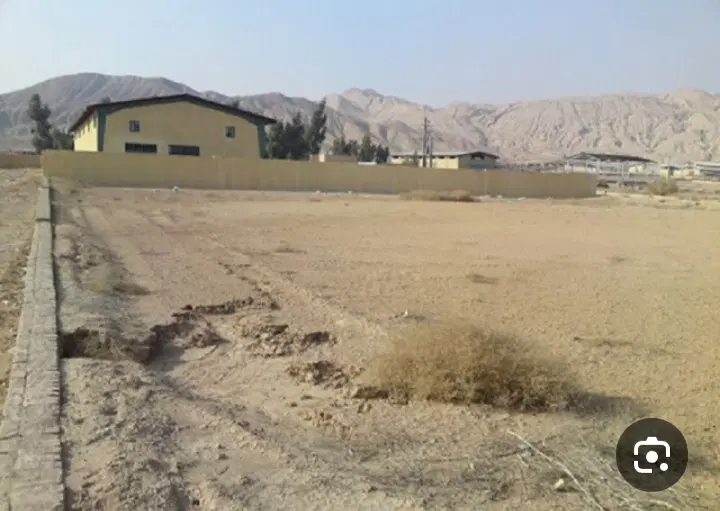 ۵ قطعه زمین سندار   سوله  باغ  کارخانه