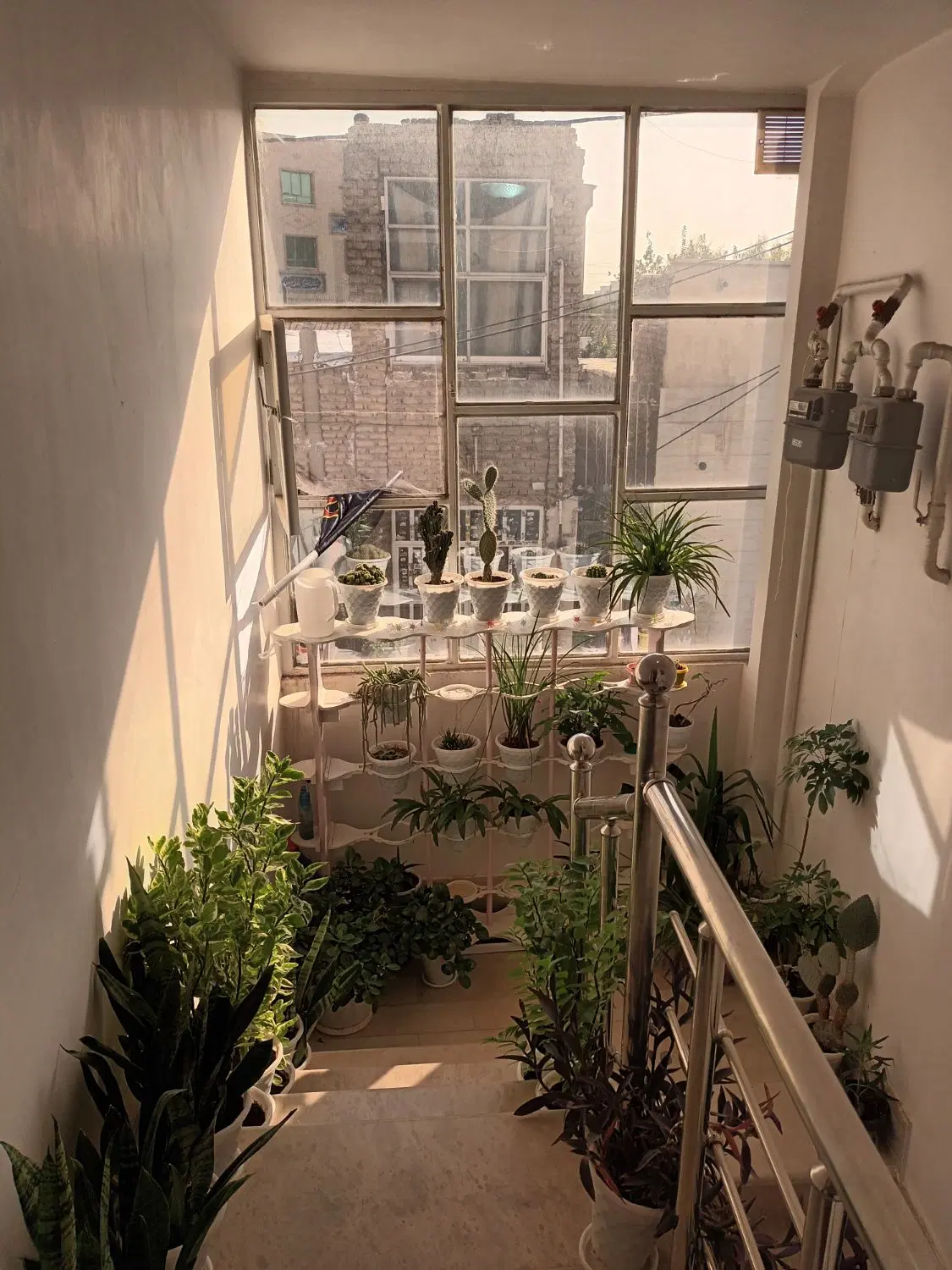 ساختمان سه واحدی