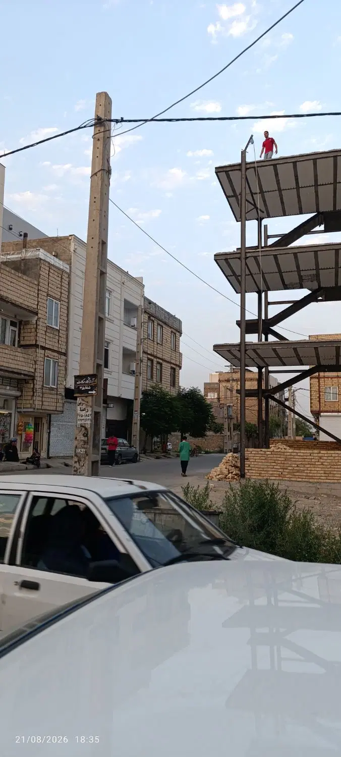 پیش فروش واحد۹۷ متری  و مغازه بهر خیابان