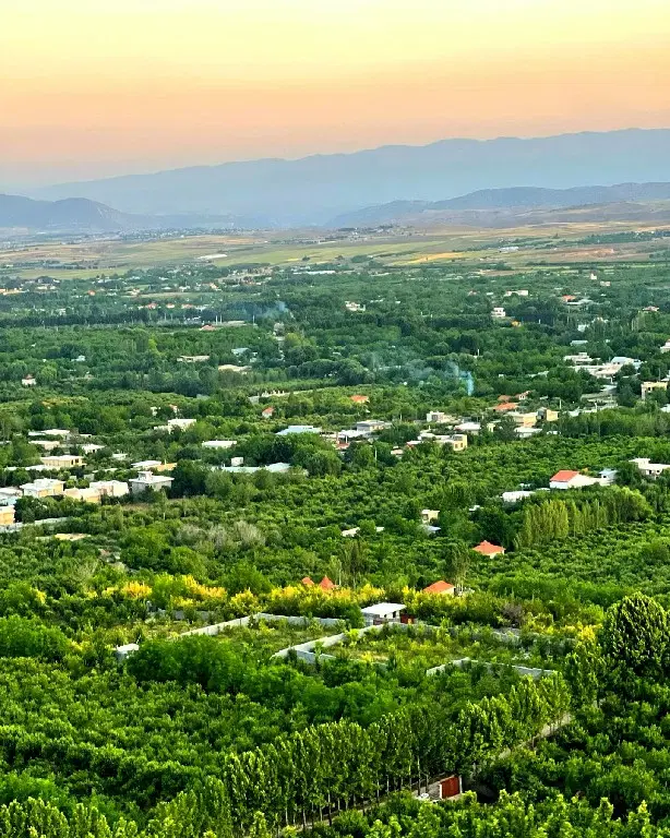 باغ ۱۰۰۰متری سپیدان