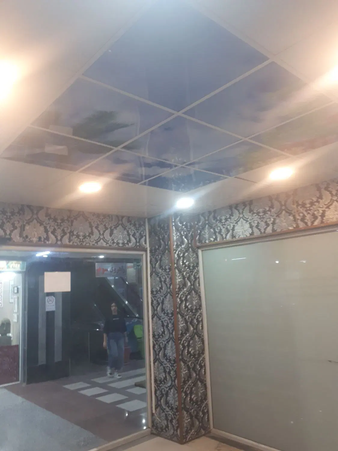 رهن مغازه در طبقه 1 هیراد