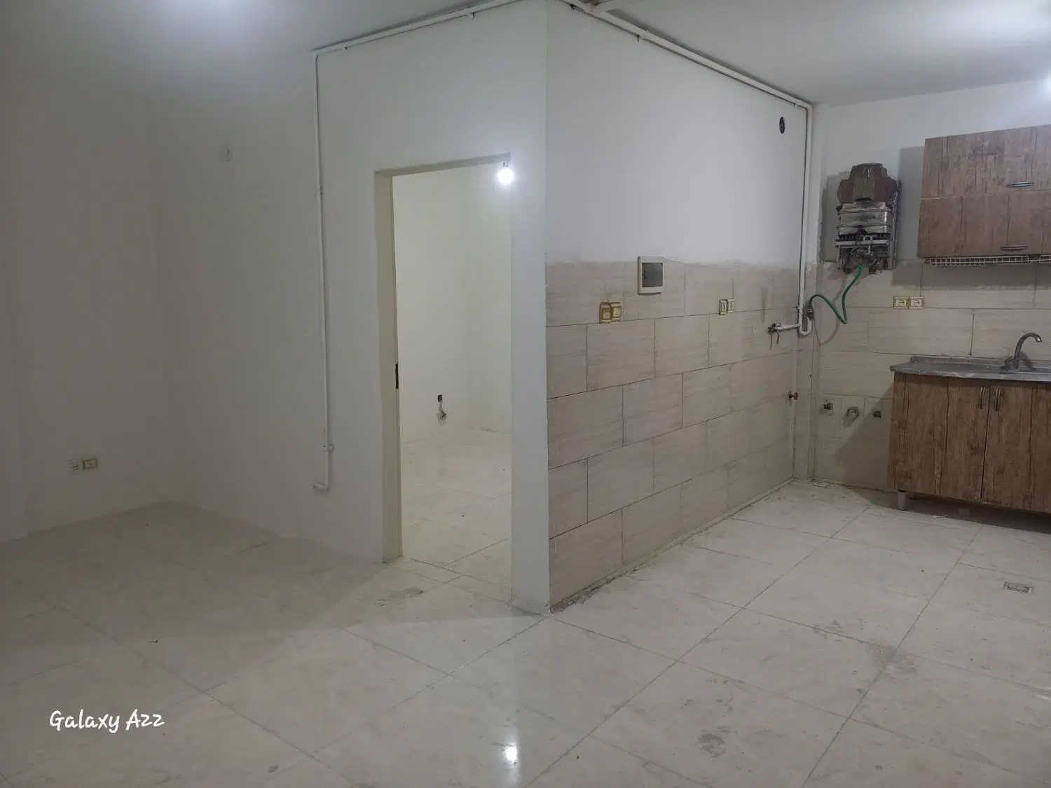 آپارتمان ۵۱ متری تخلیه بازسازی شده رو به نما