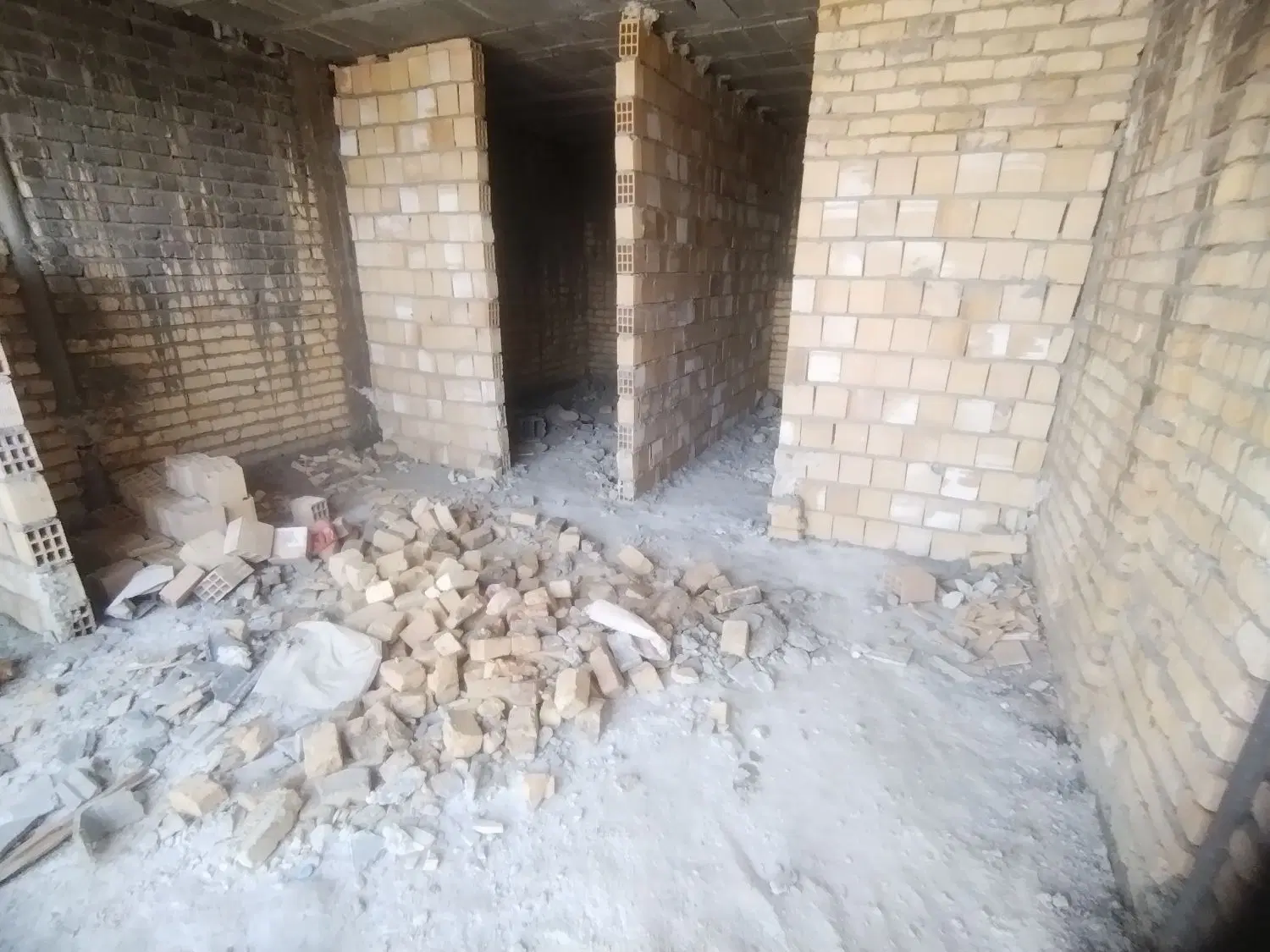 اسکلت 60 متری 2 خواب مستقل گردخون