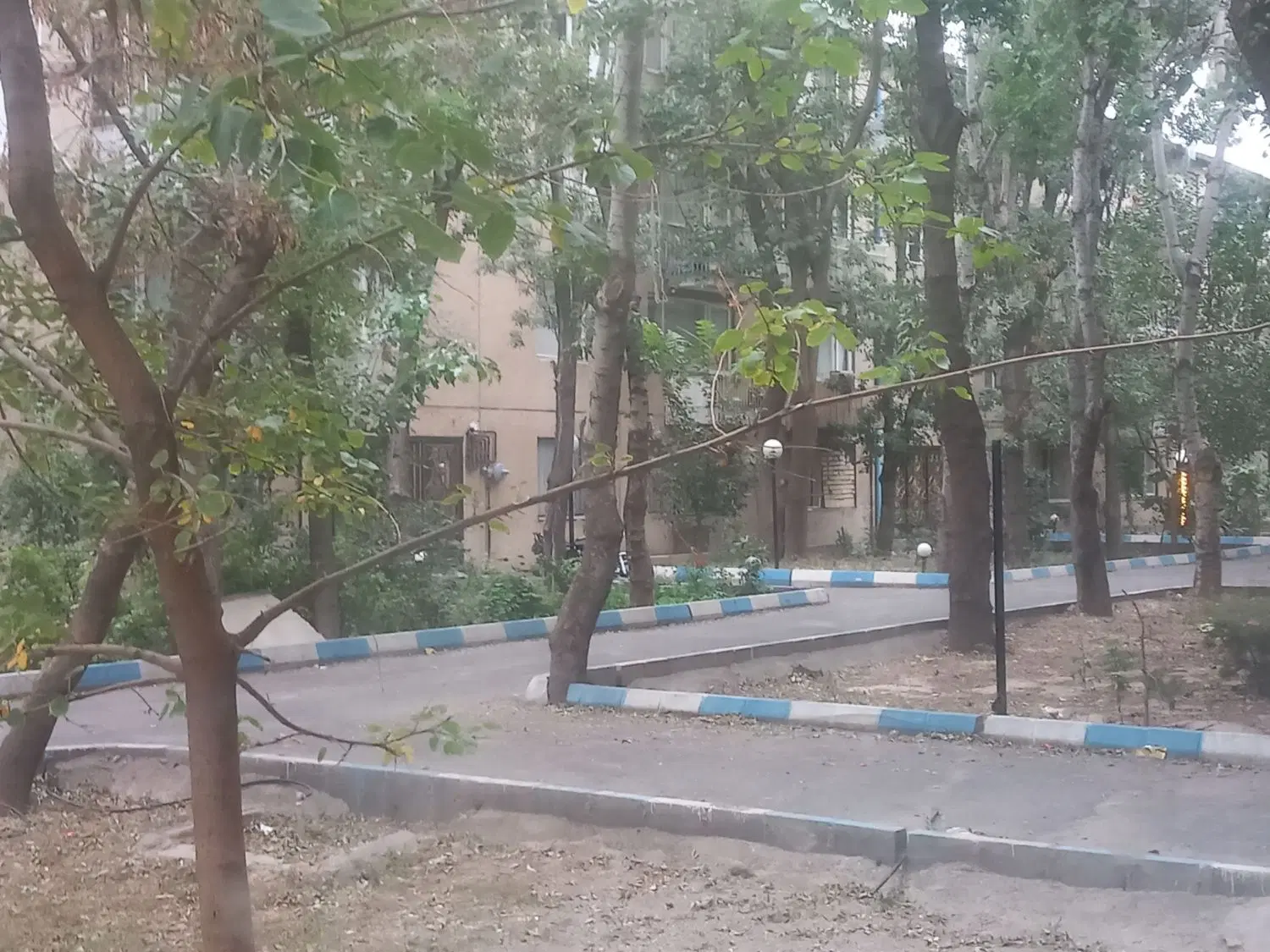 شهرک امام مجتمع آذر آبادگان