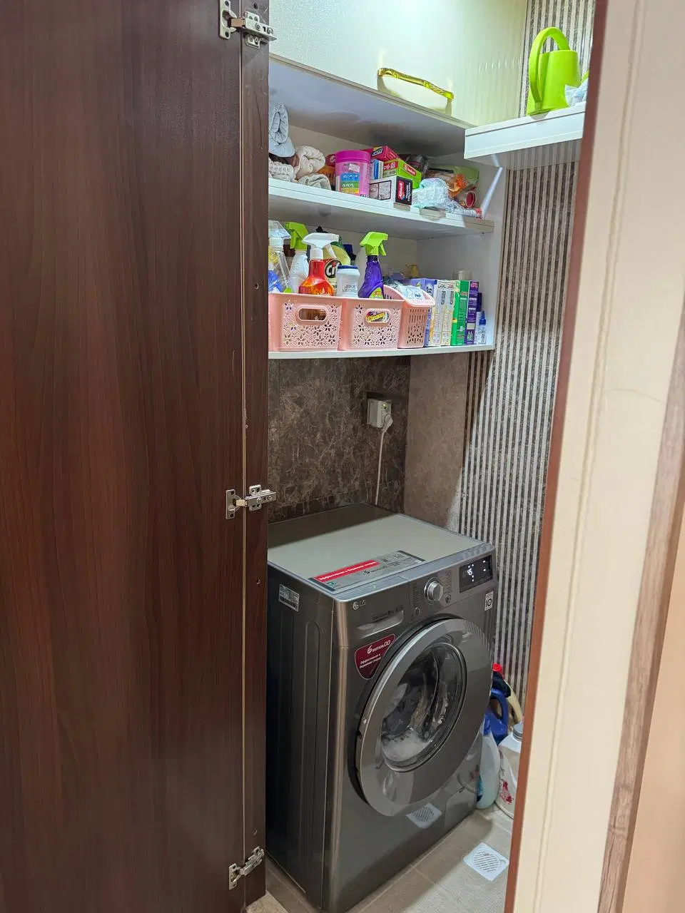 ۱۰۵ متر دو خواب خیابان فرزانه