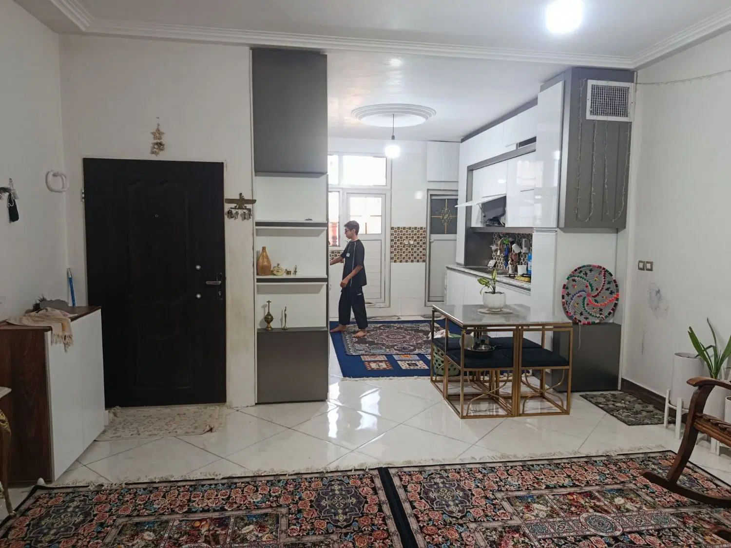 خانه دوبلکس روی پیلوت،بنفشه ۳