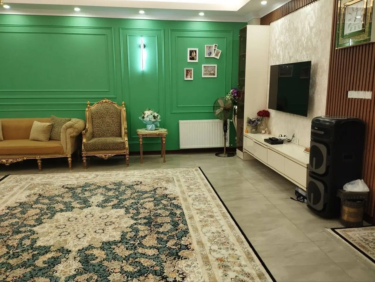 ۱۵۴متر۳خواب_آسانسورپارکینگ_سالن پرده خور_سندتکبرگ