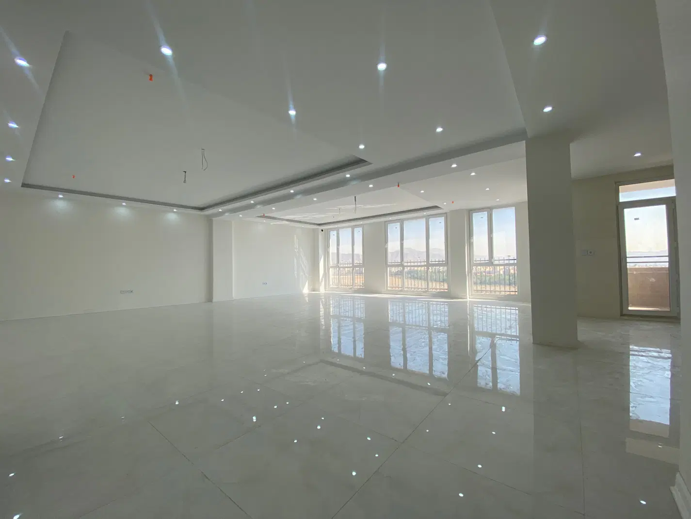 اپارتمان ۱۶۷ متری نوساز