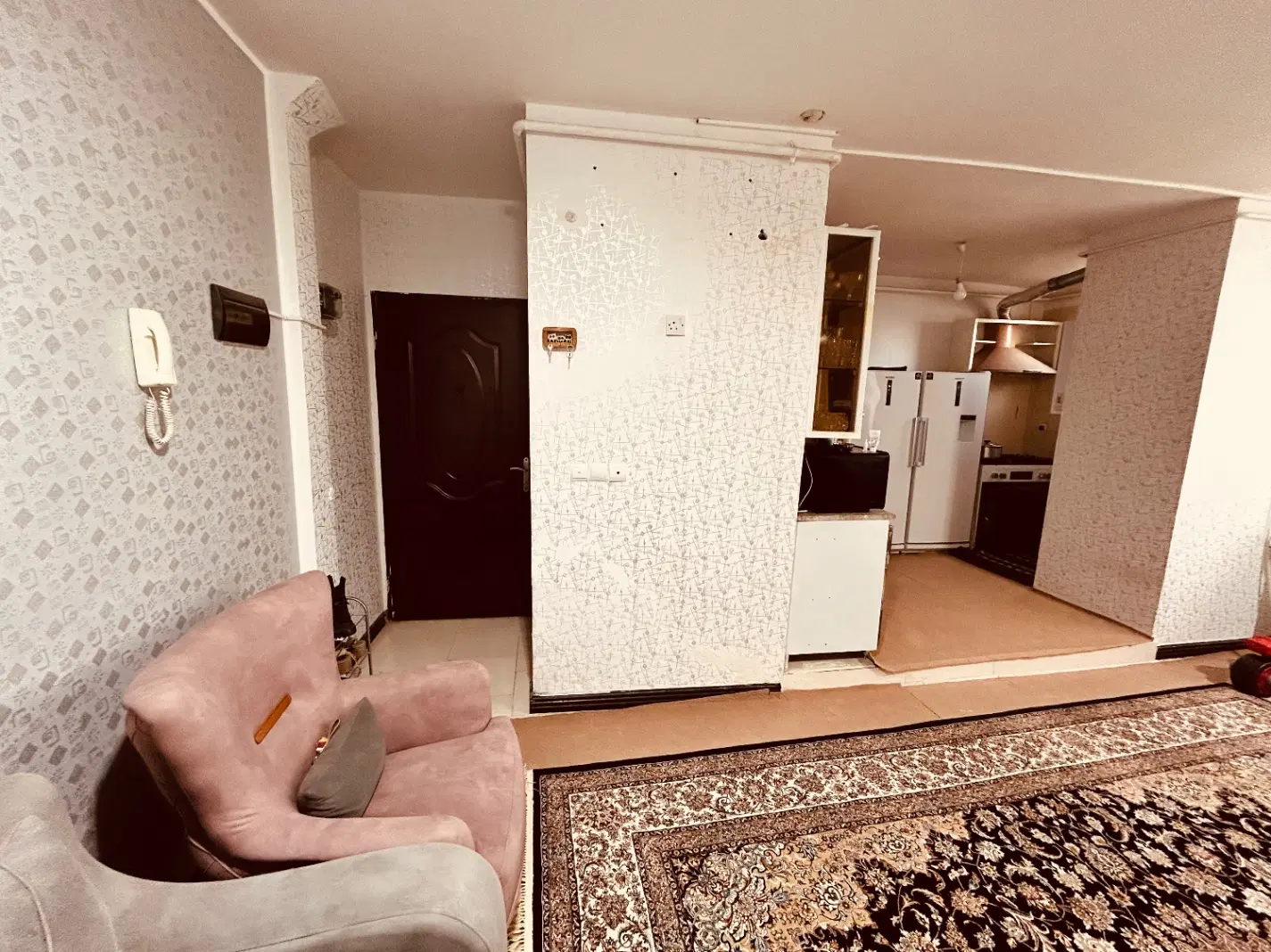 مسکن مهر حاتمی