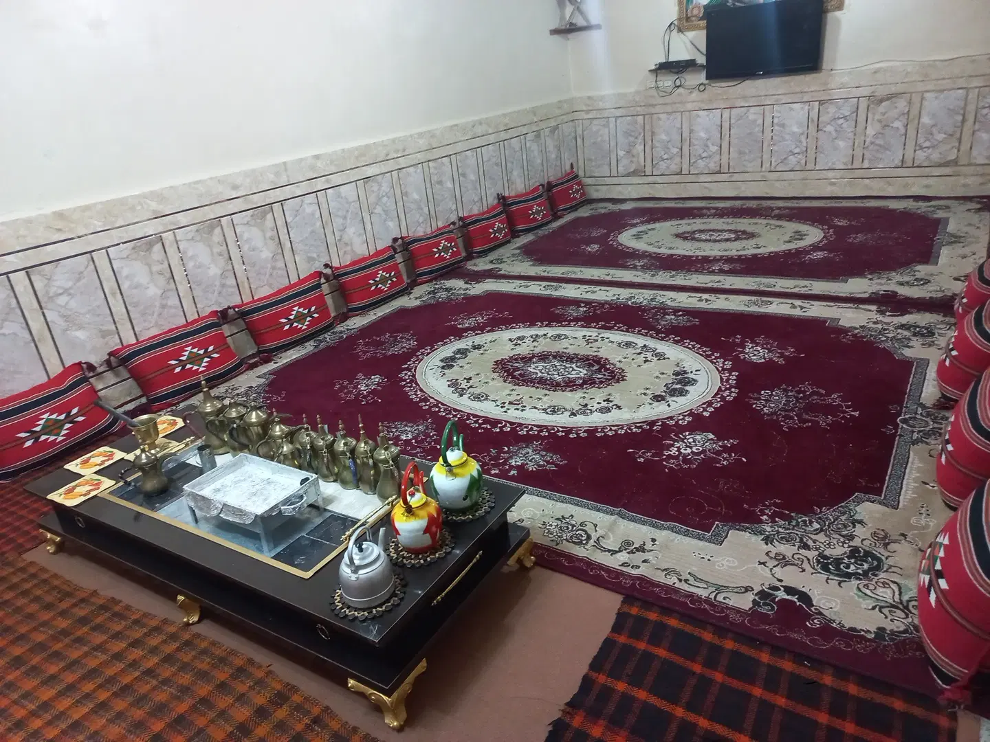 فروش منزل ۲۰۵ متر کوچه روبه روی بستنی خاطره