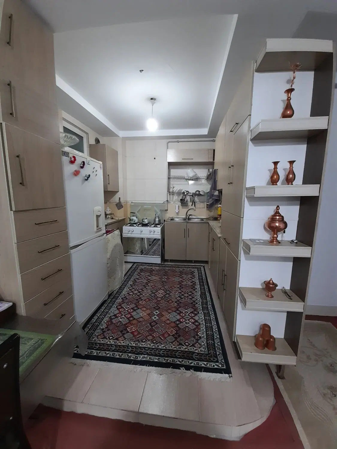 اپارتمان ثمین یک