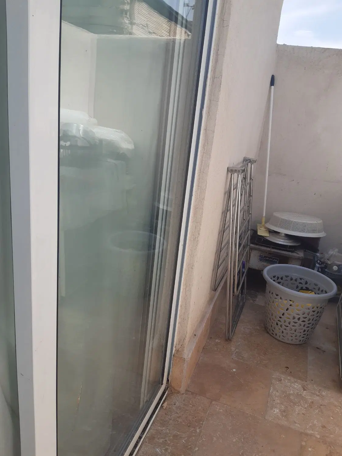 اپارتمان غرق نور ۹۵ متری طبقه ۸