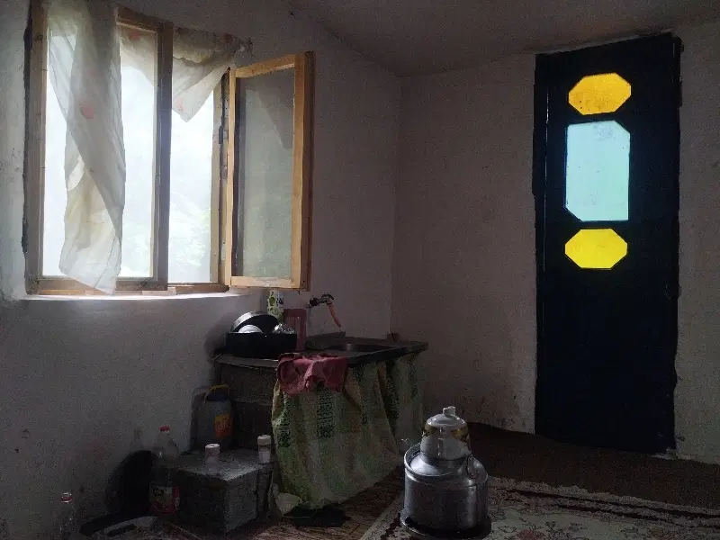 اجاره کلبه جنگلی باغی با امکانات اولیه