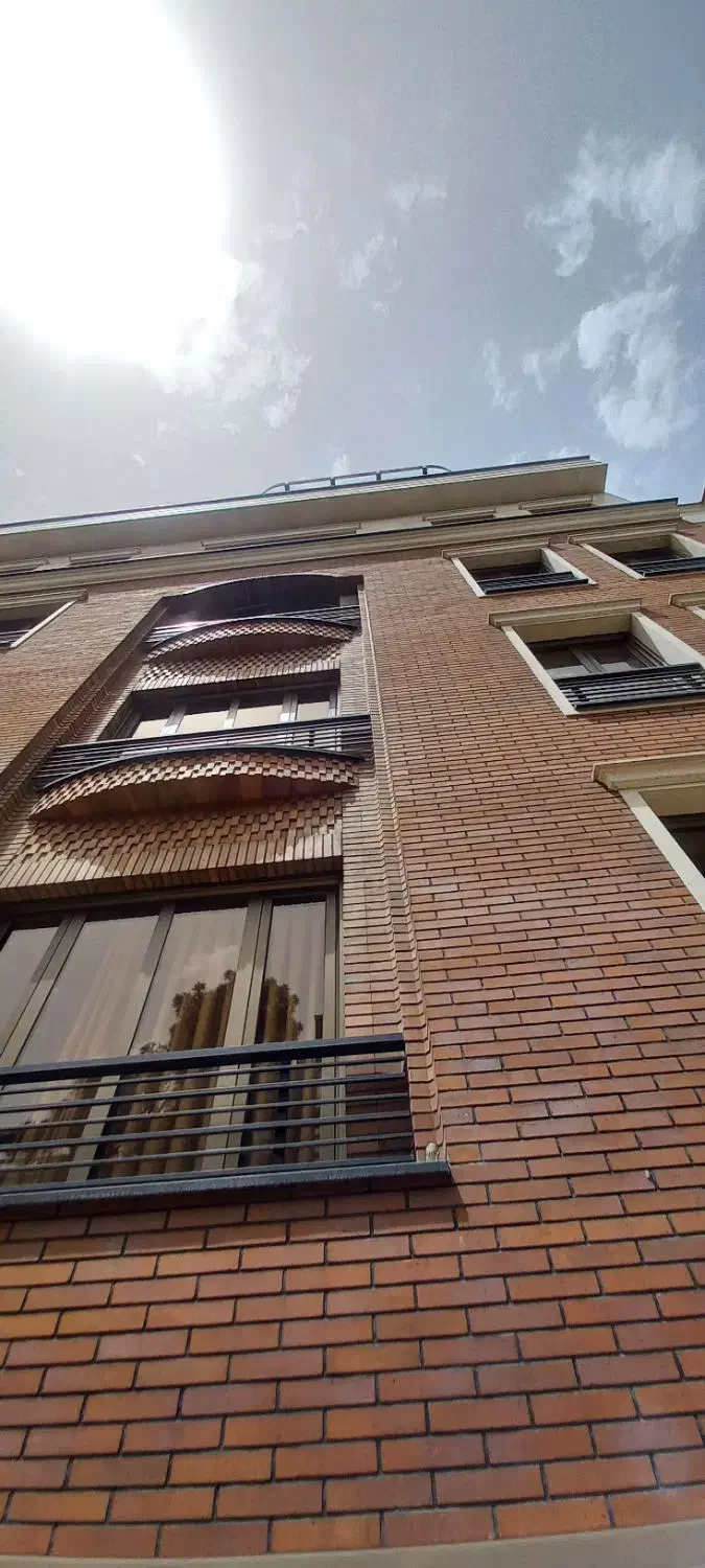 ۲۴۰مترسنداداری لوکس