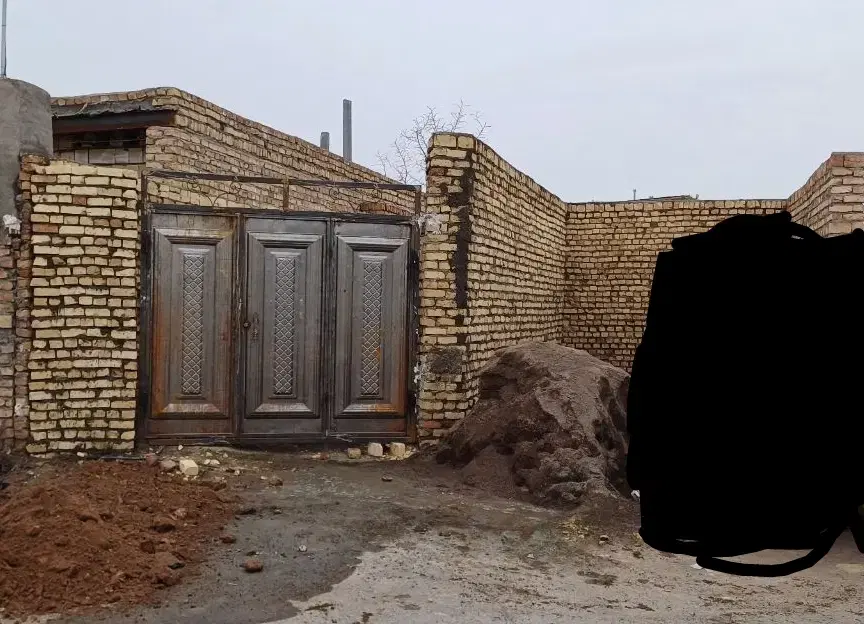 سه منزل ویلایی پیش فروش سفت کاری در حاجی اباد