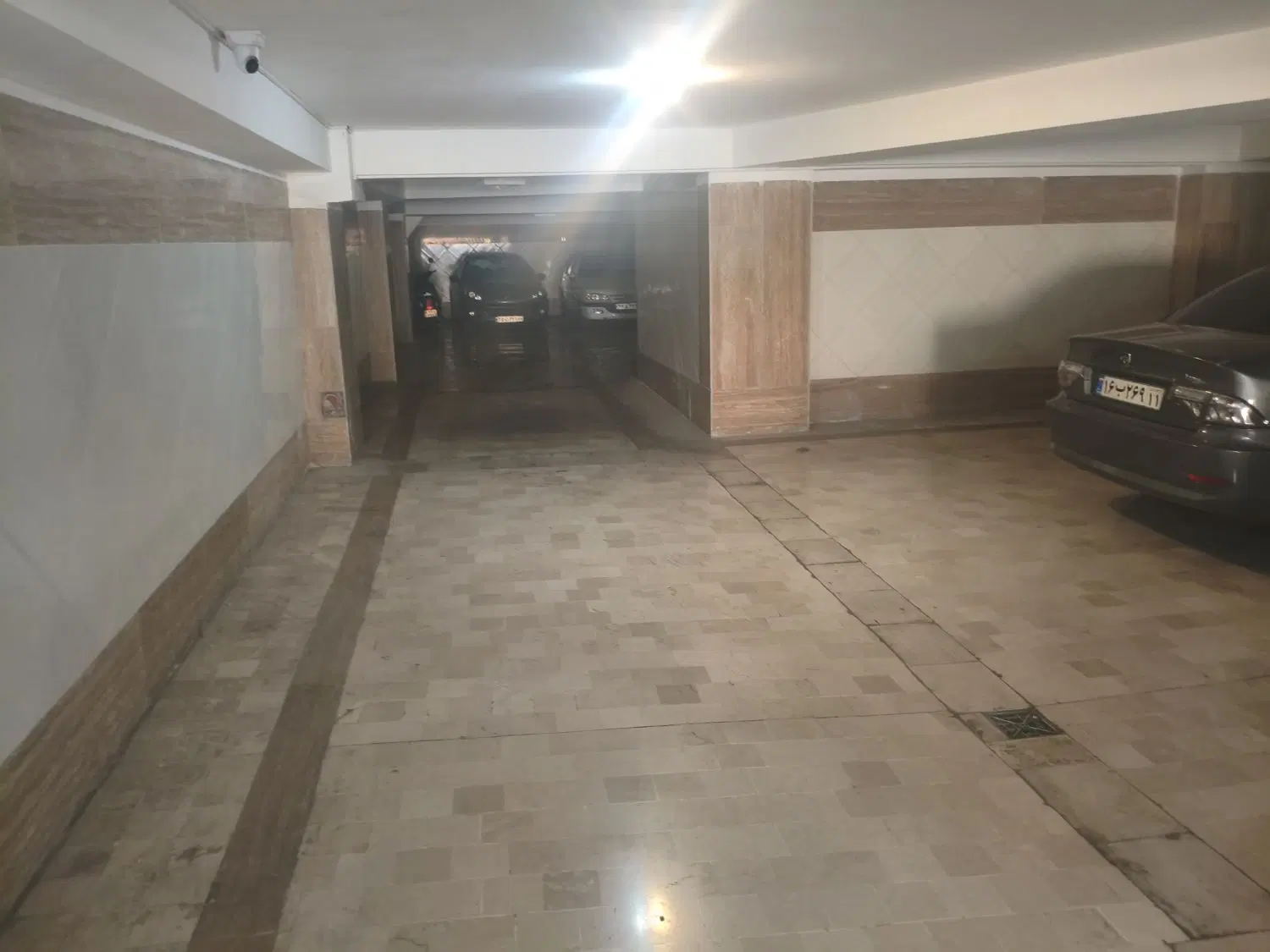 اجاره پارکینگ مسقف و ریموت دار با دوربین مداربسته