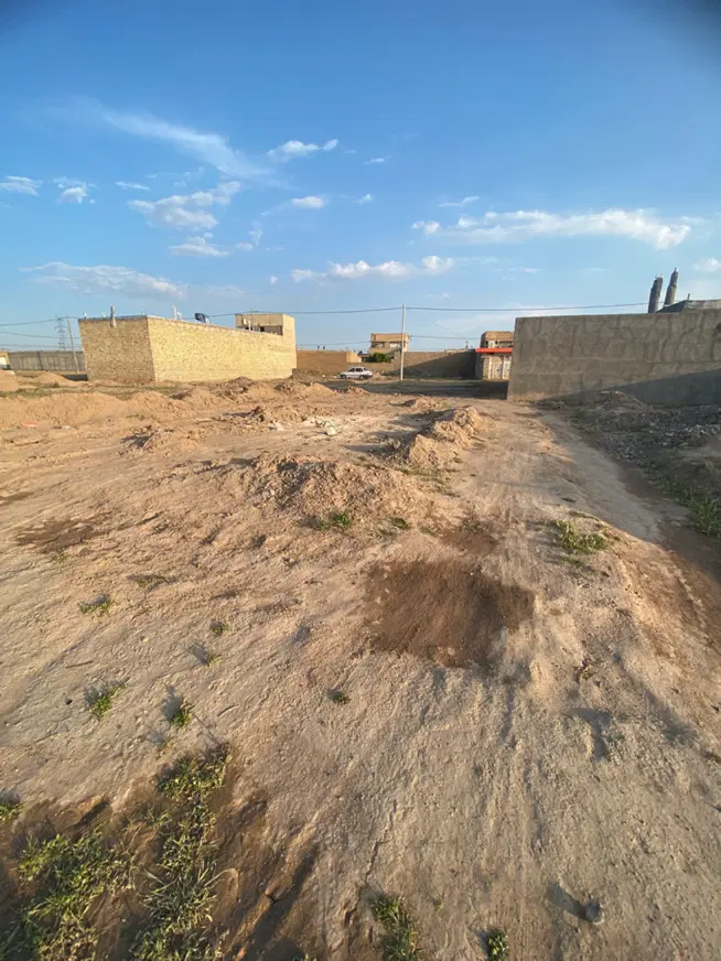 زمین 200 متری