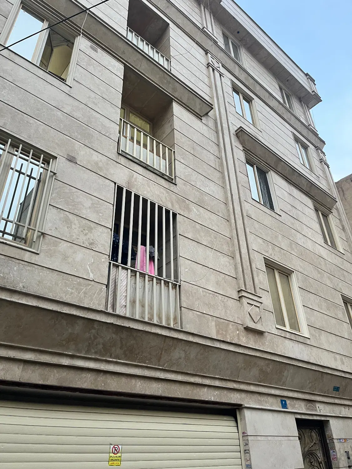 ۴۵متری اسانسور_انباری_بالکن