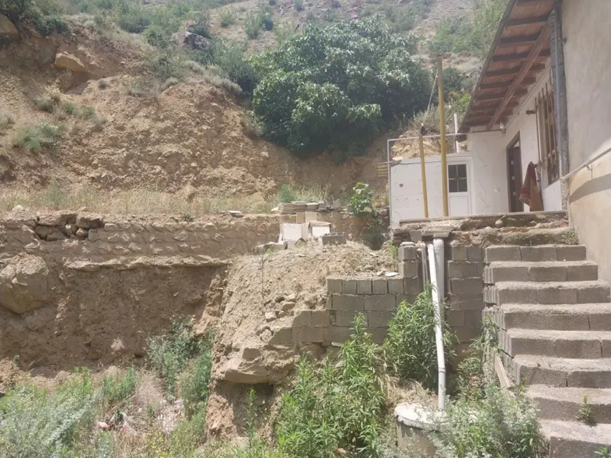 خانه ۳۳۰ متر ویلایی