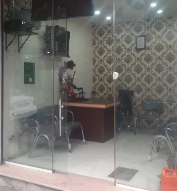 ۱۴ متر مغازه با جواز آریشگاه بلوار ابوذر