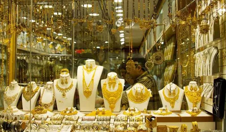 یازده متر  پایین همکف  سه نبش  طلافروشان اولدوز
