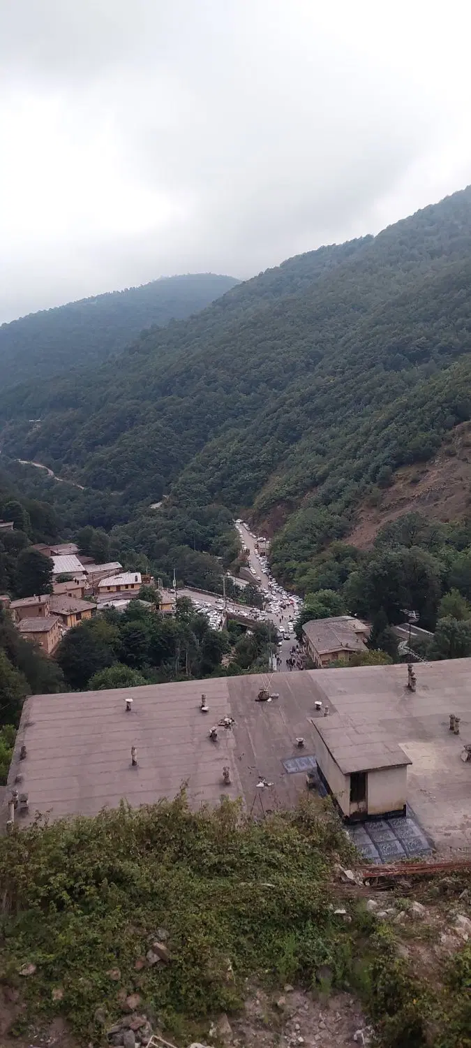 زمین بر جاده سلماس