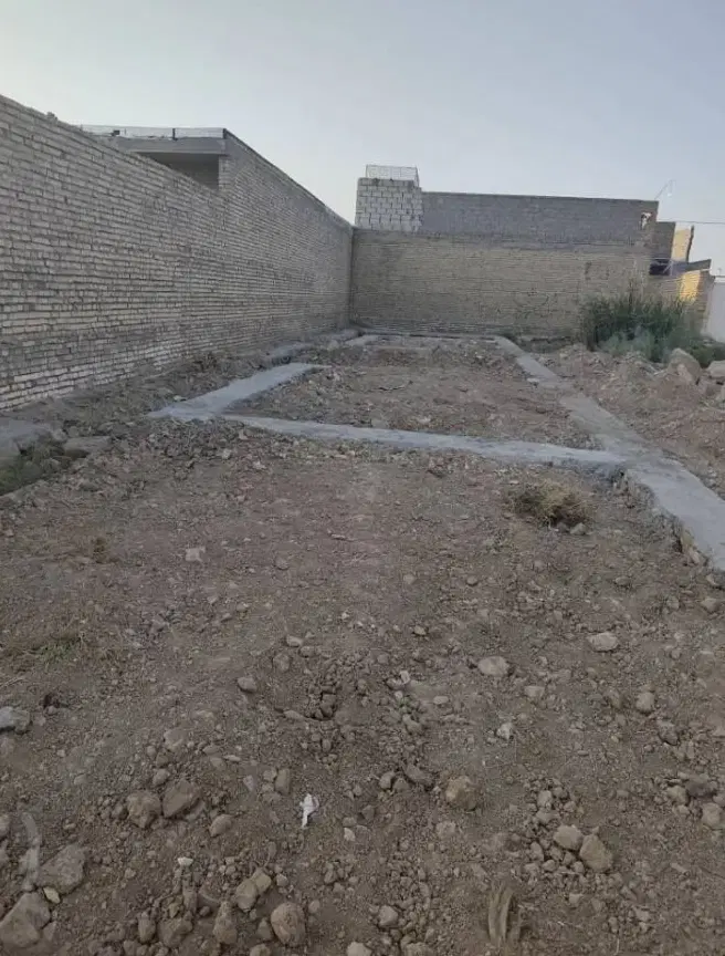 زمین گلدشت