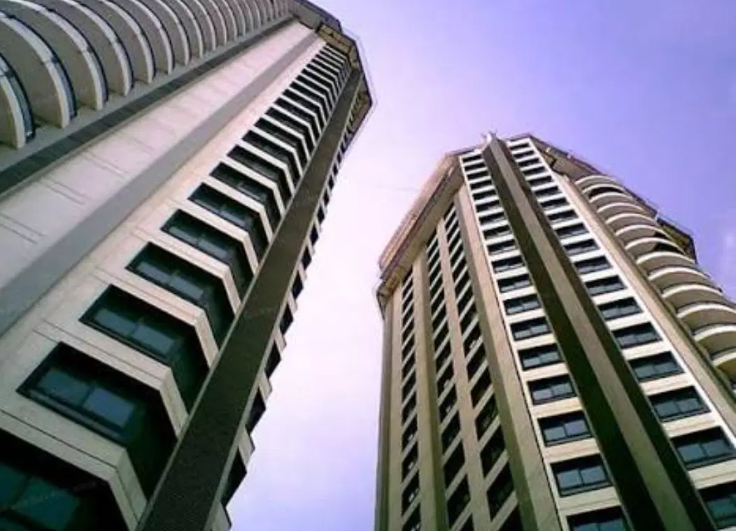 خرید آپارتمان ۴.۵ _ ۶ تومن