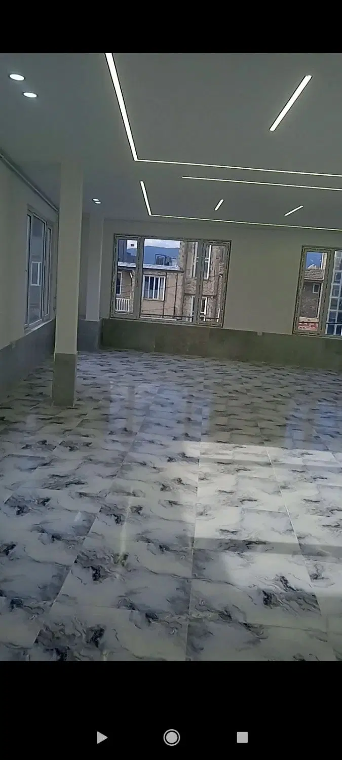 اجاره ۱۰۰ متری تجاری خیابان اصلی نایسر
